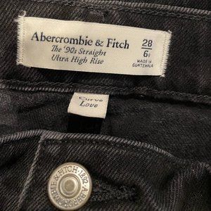 A&F 90's Ultra High Rise Black jeans